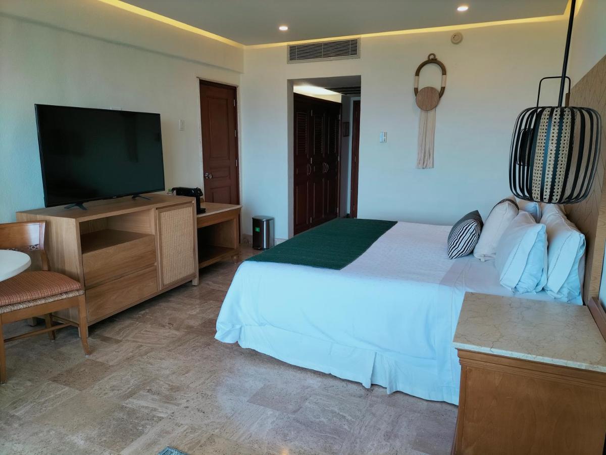 Fiesta Americana Puerto Vallarta All Inclusive & Spa Exterior photo
