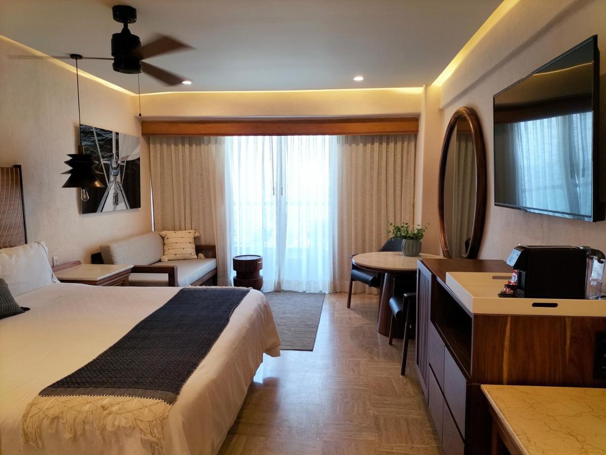 Fiesta Americana Puerto Vallarta All Inclusive & Spa Exterior photo